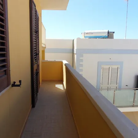 Guitgia 1° Piano Lampedusa